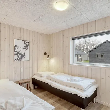 In With Sauna בית נופש *