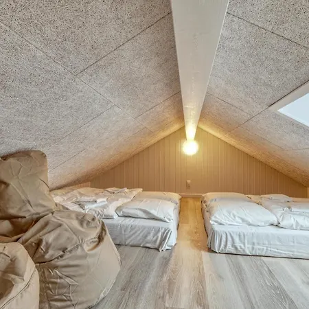 בית נופש In With Sauna *