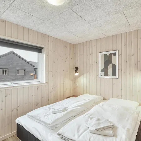 בית נופש In With Sauna Jesendorf