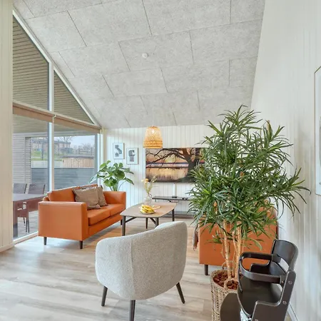 בית נופש In With Sauna Jesendorf