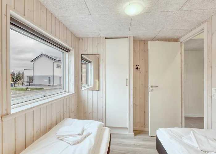 In With Sauna